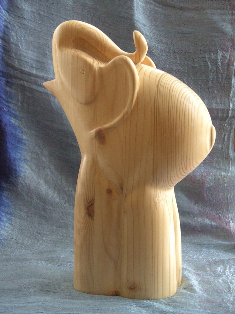 Elefant aus Leimholz