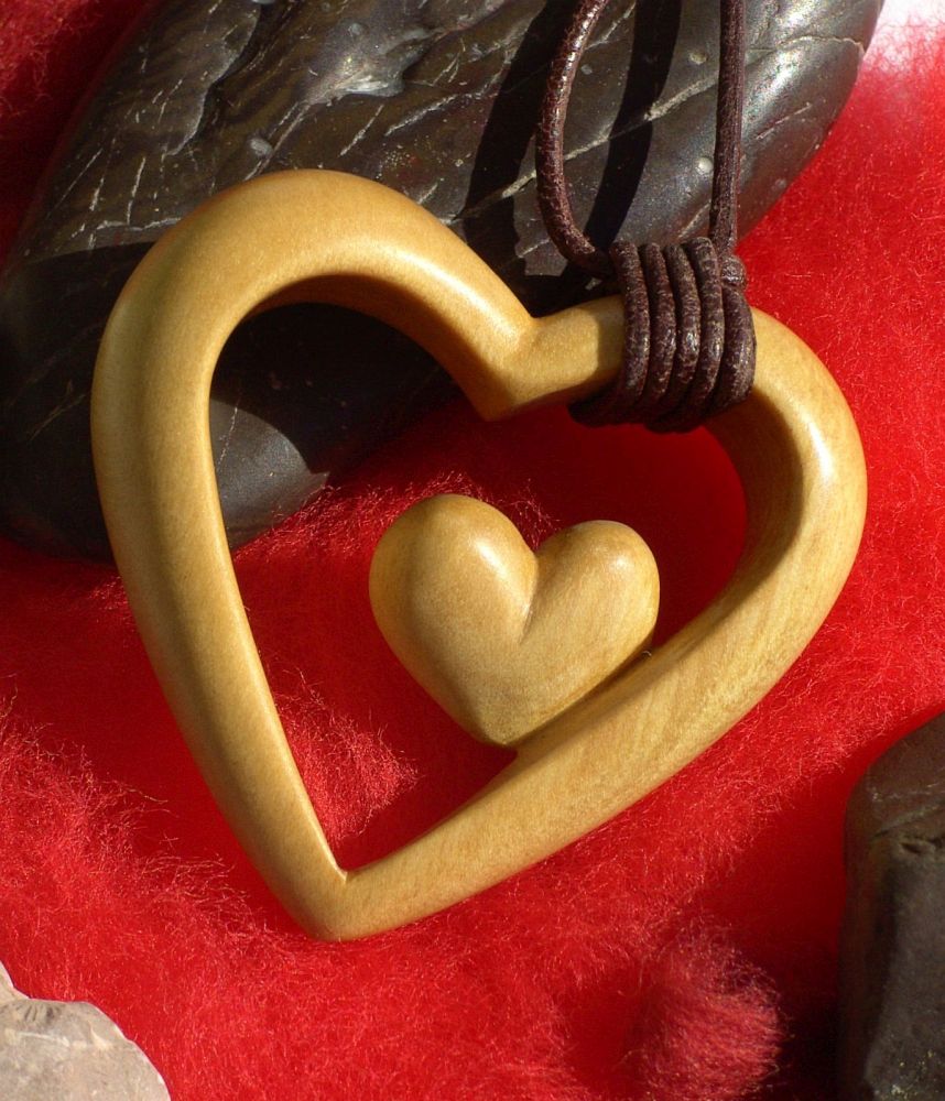 Herz im Herz aus Birke